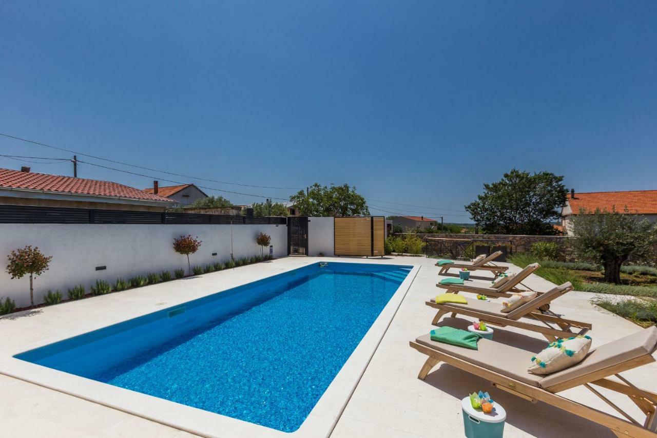 Vila Gallo Galovac  Exterior photo
