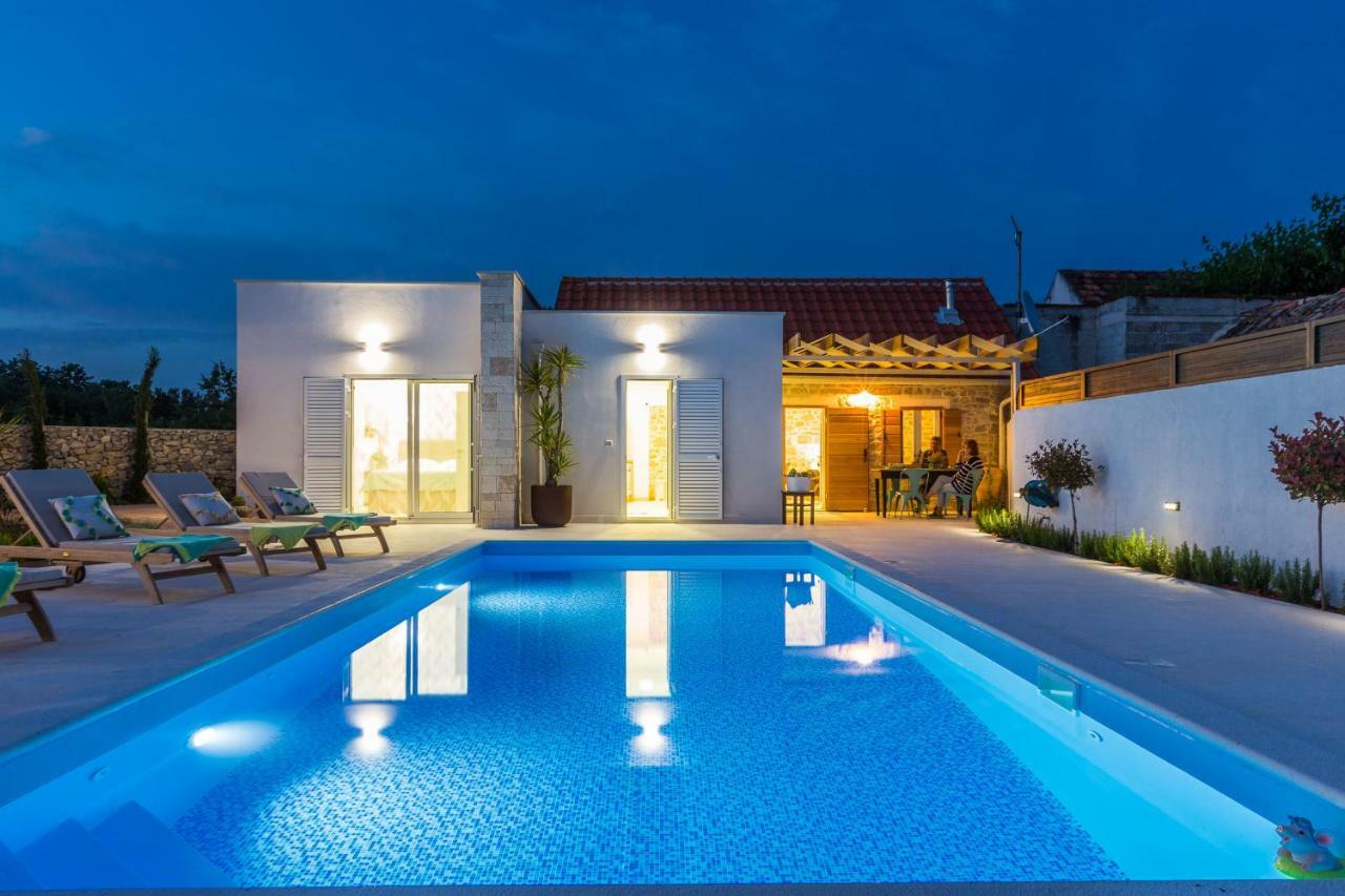 Vila Gallo Galovac  Exterior photo